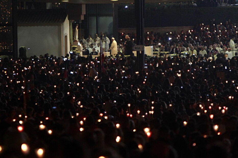 Procissão das velas, Papa, Fátima, peregrimos, fiéis 