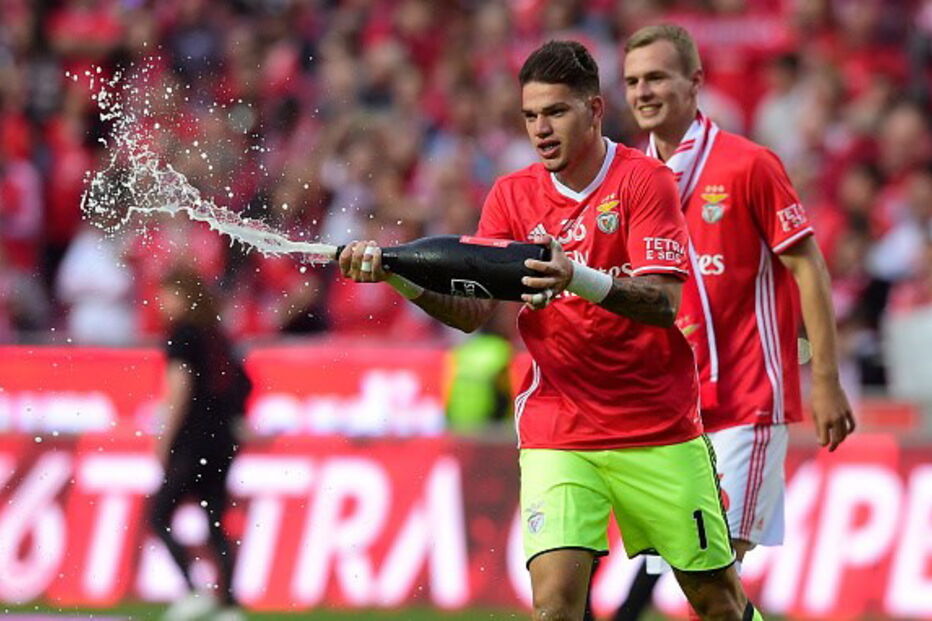 Jogadores e equipa técnica celebraram com os colegas e com a família