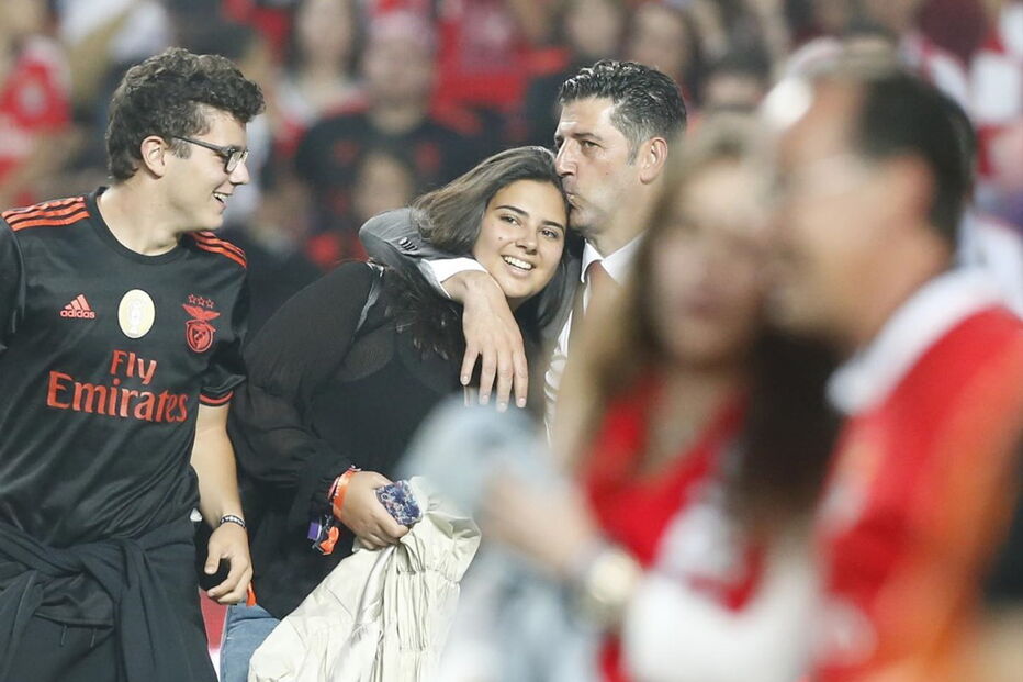 Jogadores e equipa técnica celebraram com os colegas e com a família