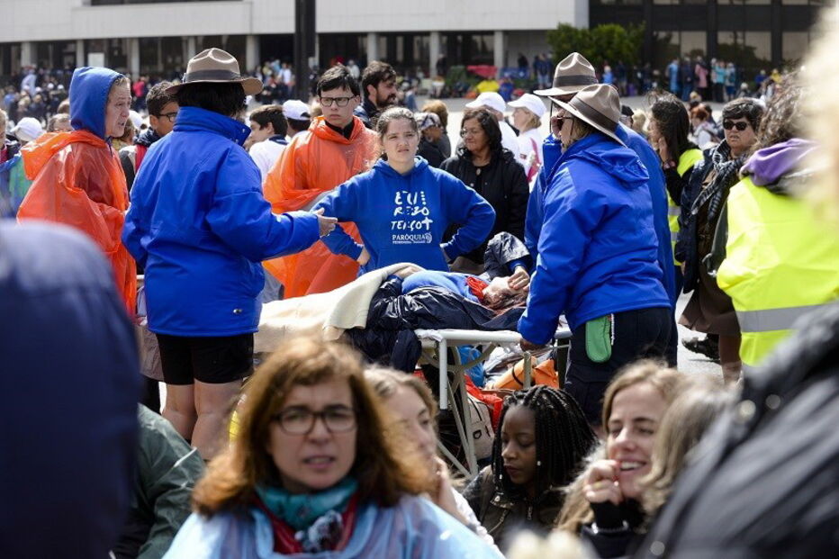 Centenário das Aparições, Procissão, Santo Padre, bispo de Leiria-Fátima, D. António Marto, Santuário de Fátima, Papa Francisco, Altar do Mundo, Júlio Alves, religião