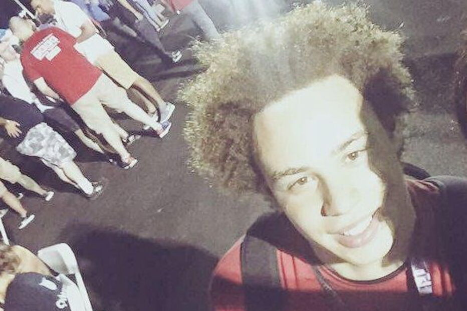 Jovem herói que travou o ataque informático internacional