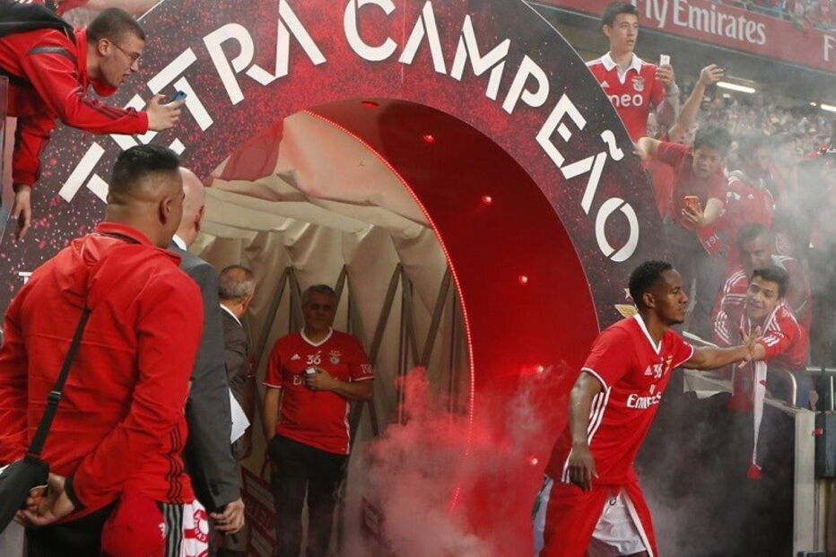 Benfica, André Carrillo, Bruno de Carvalho, desporto, futebol