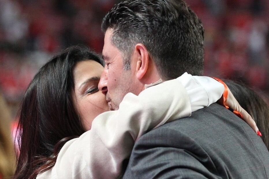 Rui Vitória, Benfica, Marquês, Susana Barata, Salvio, Luisão, Brenda Mattar, Magali Aravena, desporto, futebol