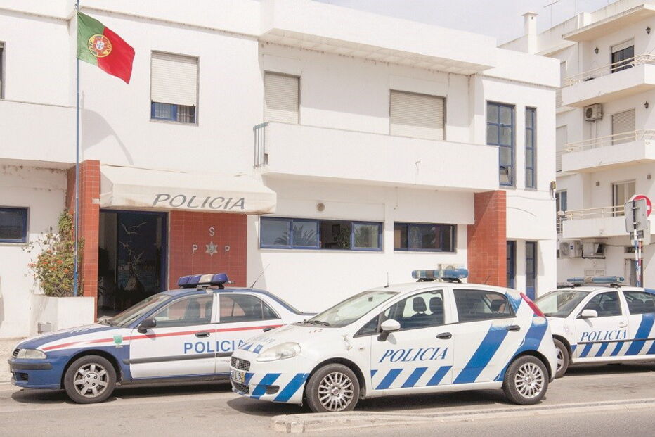 esquadra, psp, obras, degradada, Ministério da Administração Interna, infiltrações,