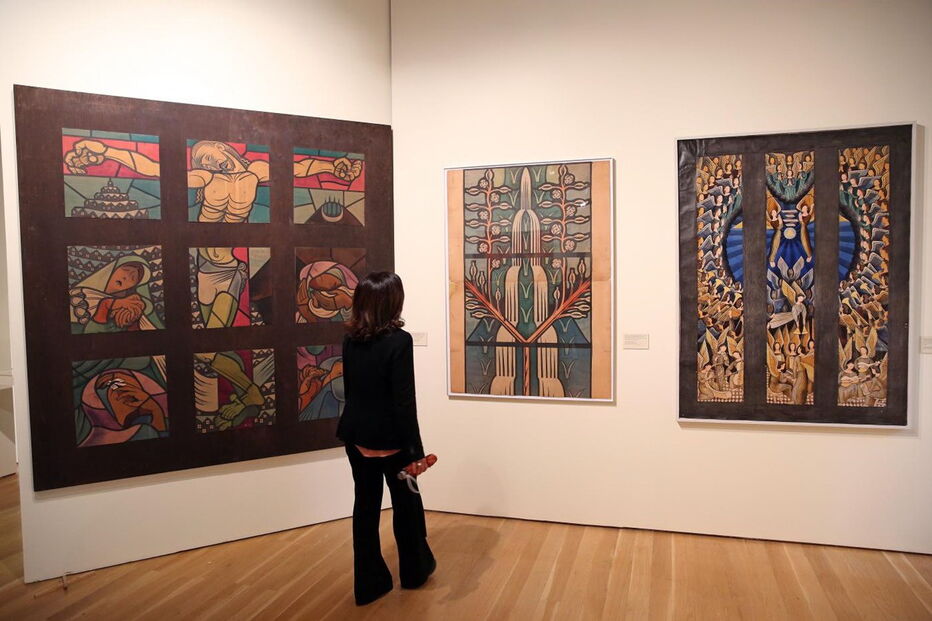 Exposição sobre Almada Negreiros tem atraído multidões à Gulbenkian