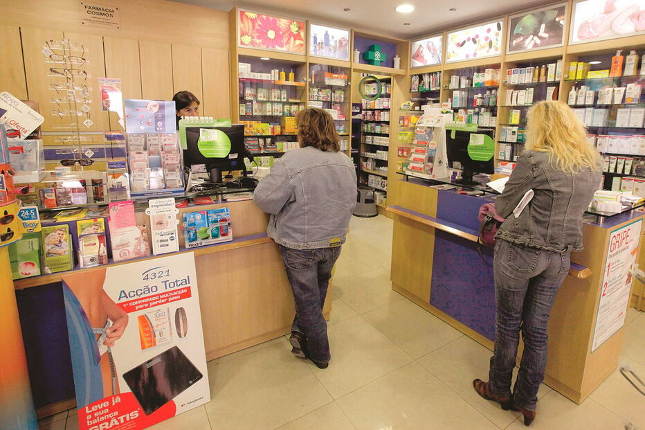 Os doentes estiveram ontem impedidos de aviar medicamentos nas farmácias com a receita eletrónica