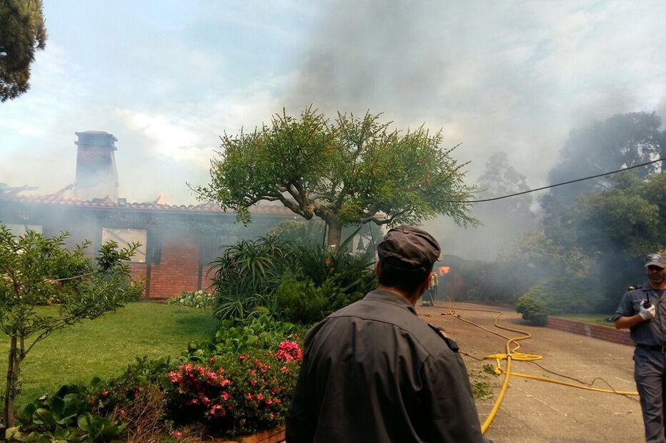 Casa de luxo em Vila Nova de Gaia foi completamente destruída pelas chamas