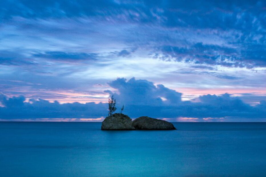 Família seguia em aeronave MU-2B ao largo das Bahamas