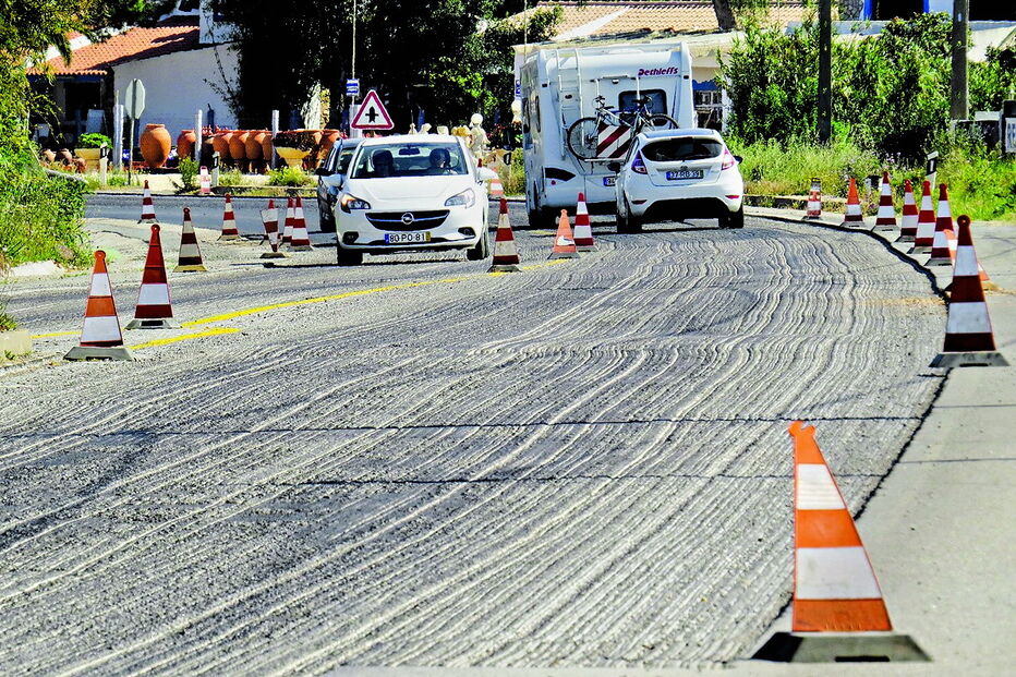 Trabalhos estão a decorrer no troço entre Vila do Bispo e Olhão, numa extensão de 105 quilómetros  