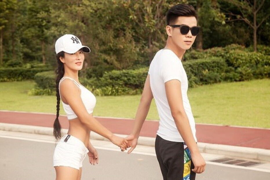 Chinesa é comparada com namorada do filho por parecer jovem