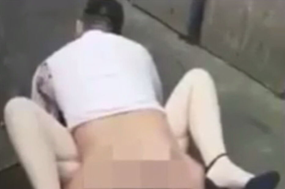 Denzil Smith, Wellington Street, Barnsley, sexo, sexo em público