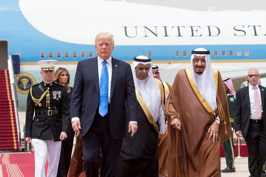 Trump, Melania, Arábia Saudita, chegada, presidente, Estados Unidos da América