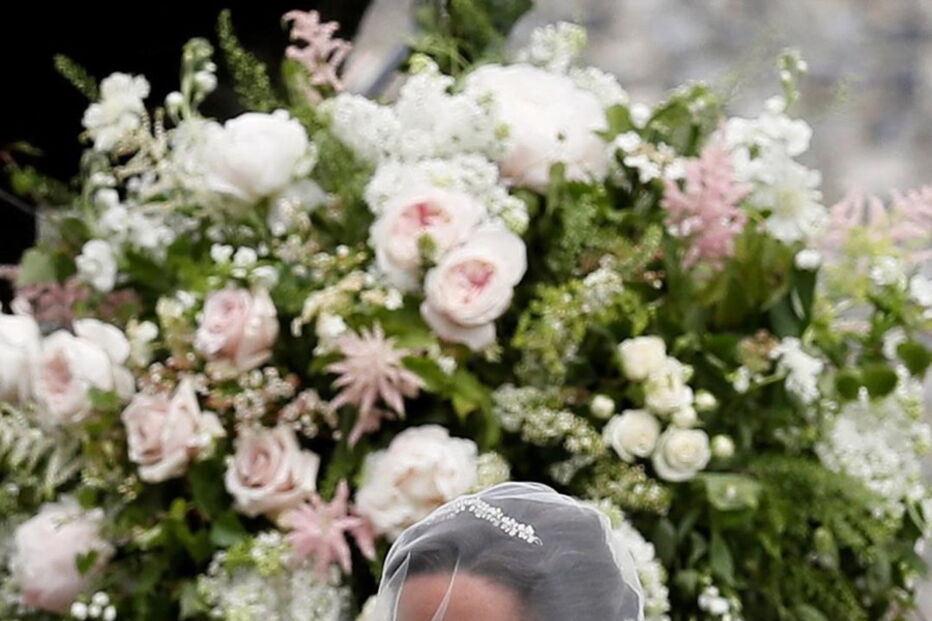 Pippa Middleton, Londres, James Matthews, igreja de St, Giles Deacon, Marks, Kate, Middleton, realeza, casamento, convidados