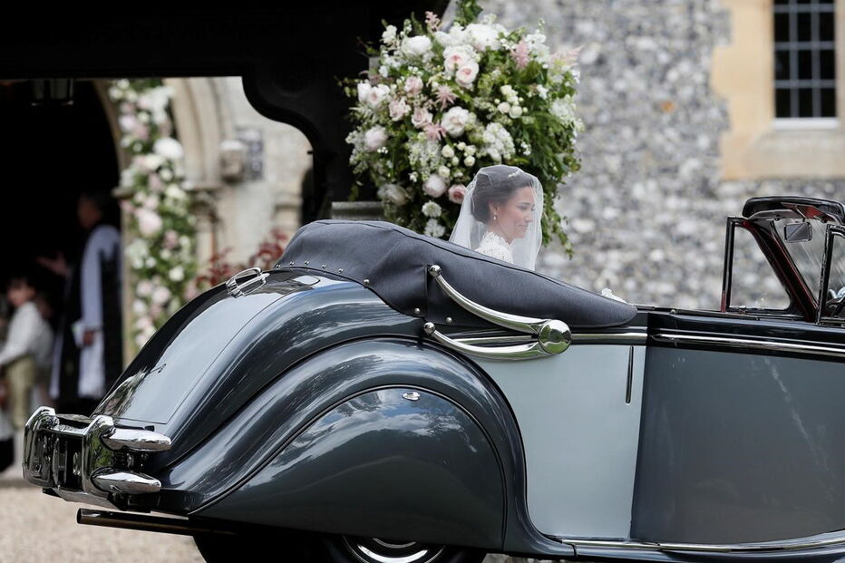 Pippa Middleton, Londres, James Matthews, igreja de St, Giles Deacon, Marks, Kate, Middleton, realeza, casamento, convidados