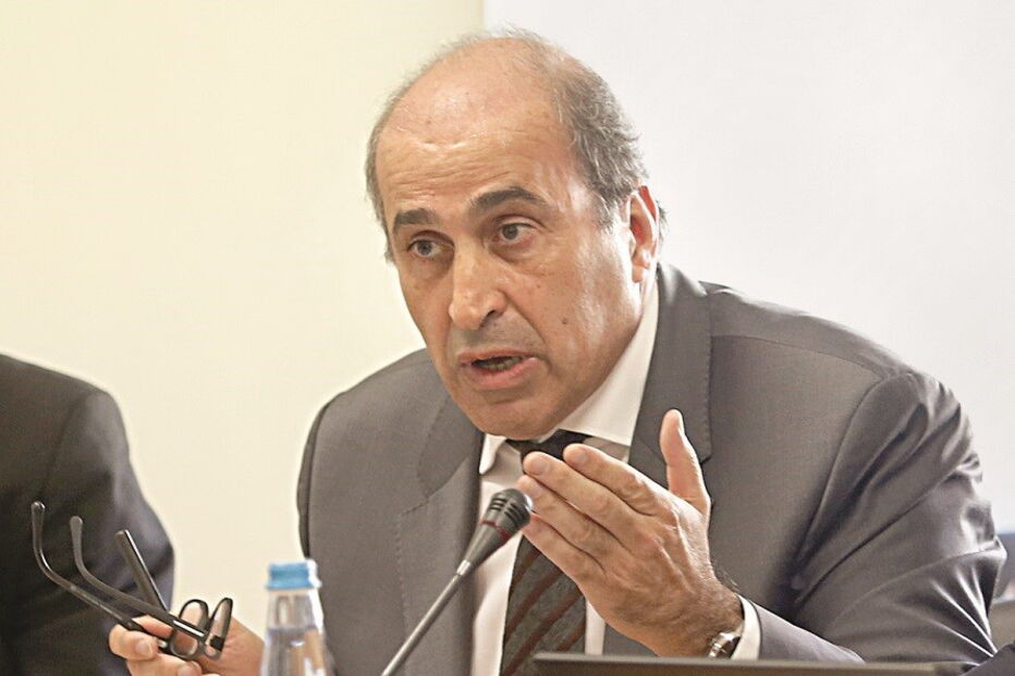 Fernando Anastácio está disponível para corrigir declaração