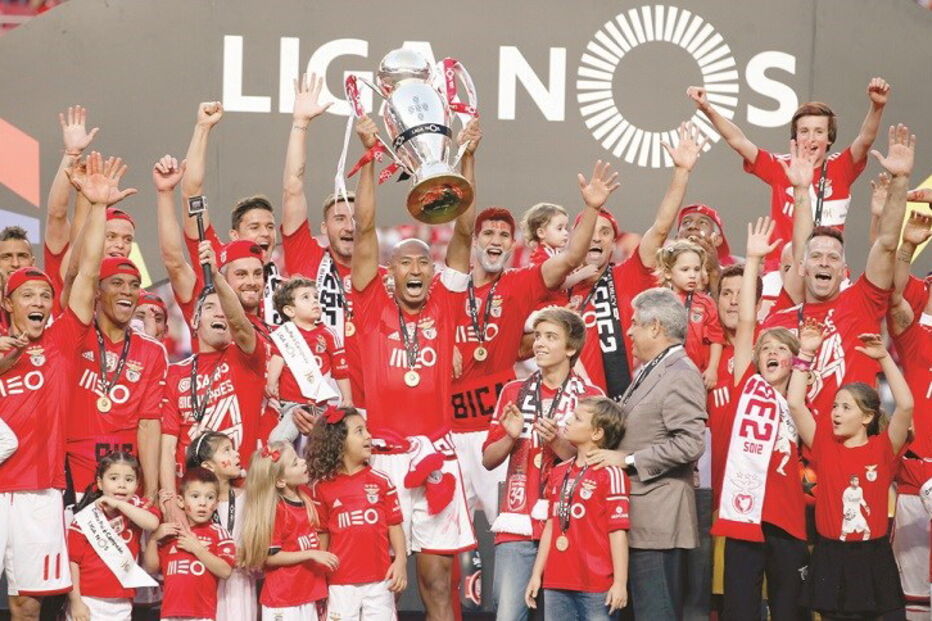 Luisão, Benfica, Jardel, André Almeida, Bessa, Trapattoni, Salvio, Fejsa, Jorge Jesus, Sérvia, Grécia