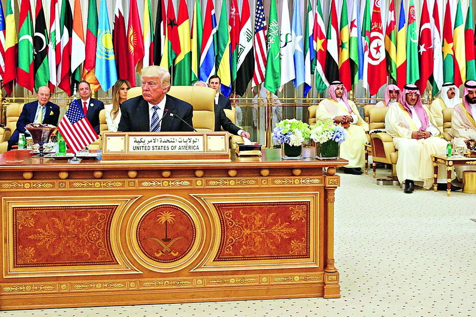 Trump discursou ante líderes de 55 países de maioria islâmica e pediu unidade contra o terrorismo radical      