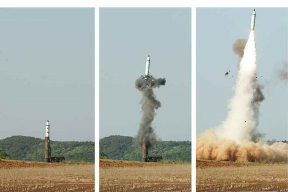 Míssil norte-coreano revela fotografias da Terra