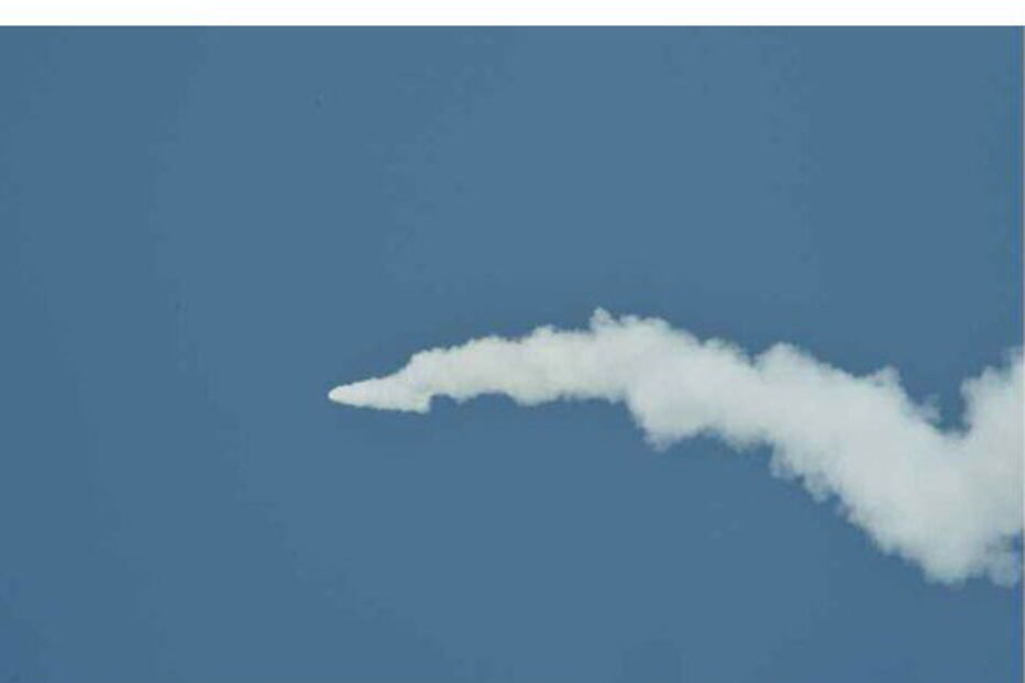 Míssil norte-coreano revela fotografias da Terra