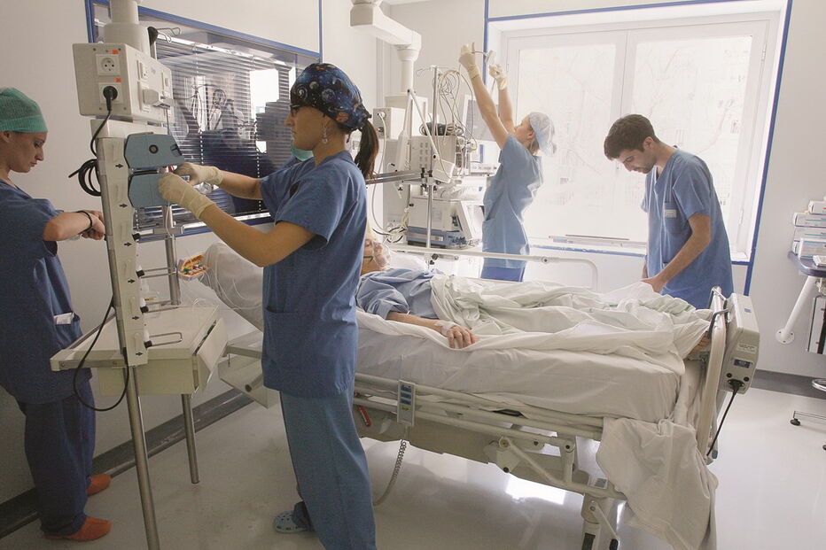 Enfermeiros que acumulam funções são os profissionais de saúde com mais multas aplicadas    