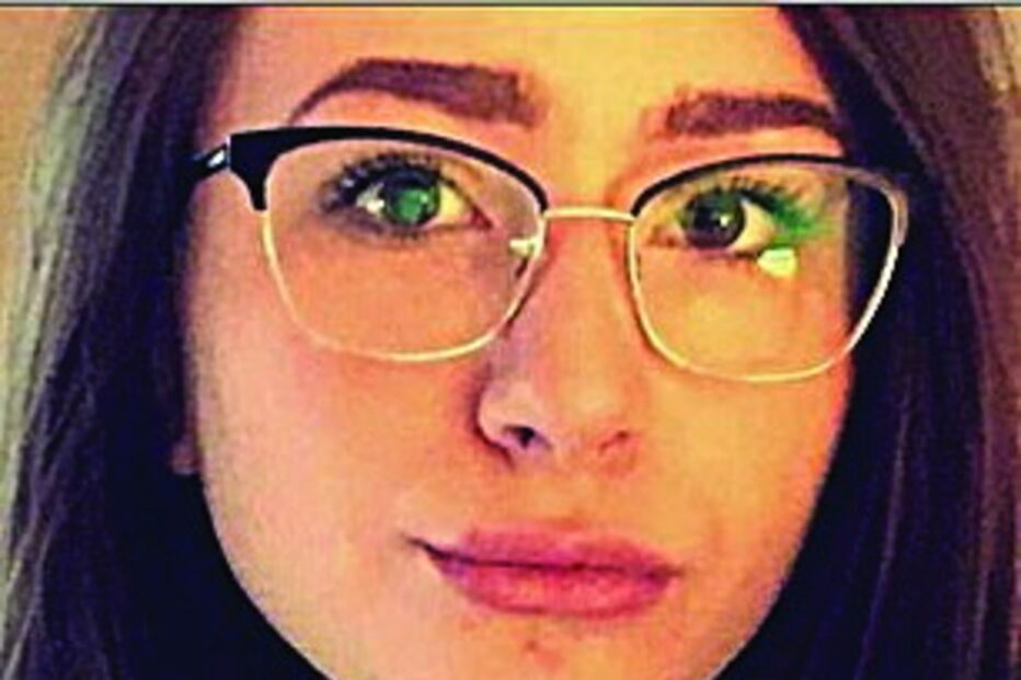 Nell Jones tinha 14 anos. Estava lesionada numa perna, mas insistiu e foi de muletas assistir ao concerto da sua cantora preferida