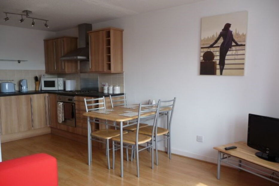 Conheça a casa onde esteve o terrorista de Manchester