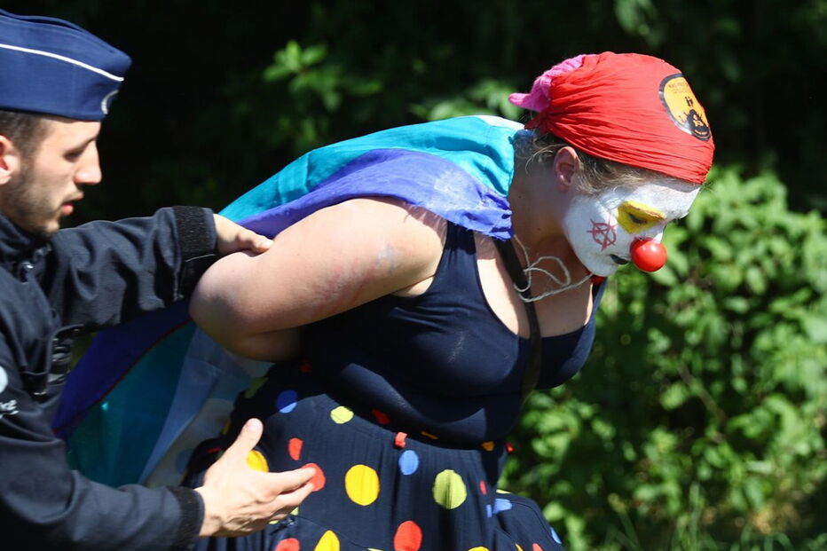 Mais de cem detidos em manifestação contra NATO em Bruxelas