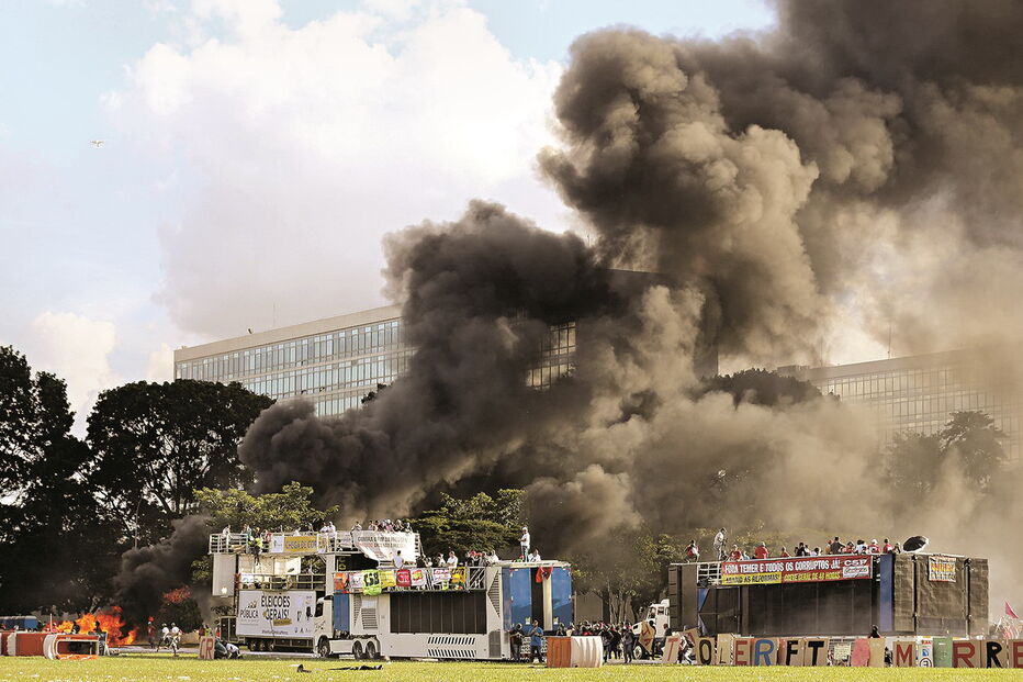 Brasil, Brasília, manifestação, Temer, protestos, presidente, corrupção