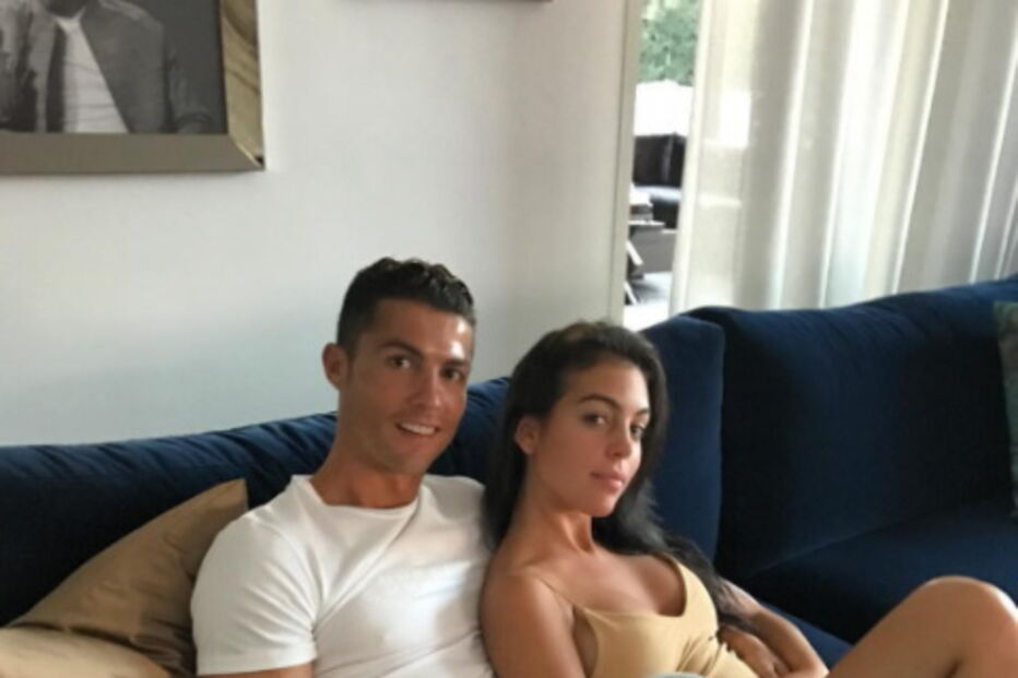 Cristiano Ronaldo, Georgina Rodríguez, grávida, rumores, barriga, Instagram, amor