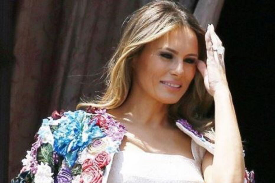 Melania Trump usa casaco que custa 46 mil euros