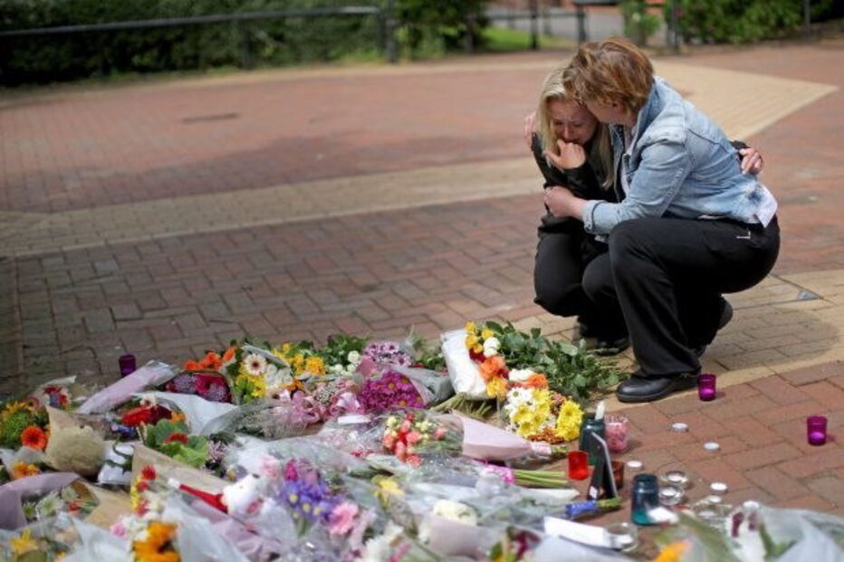 Georgina era fã de Ariana Grande e até já tinha conhecido a cantora. A jovem de 18 anos morreu no atentado de Manchester