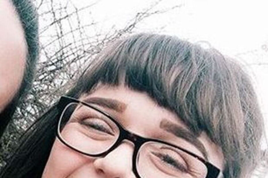 Georgina era fã de Ariana Grande e até já tinha conhecido a cantora. A jovem de 18 anos morreu no atentado de Manchester