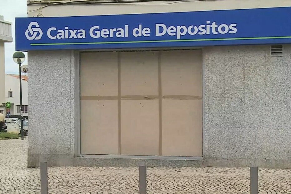 Multibanco, Quinta, Palmeiras, Oeiras, crime, lei e justiça, Assalto