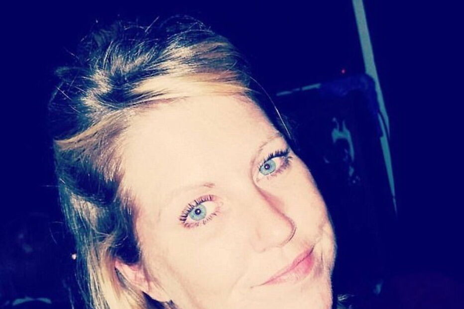 Mãe estava na varanda de casa