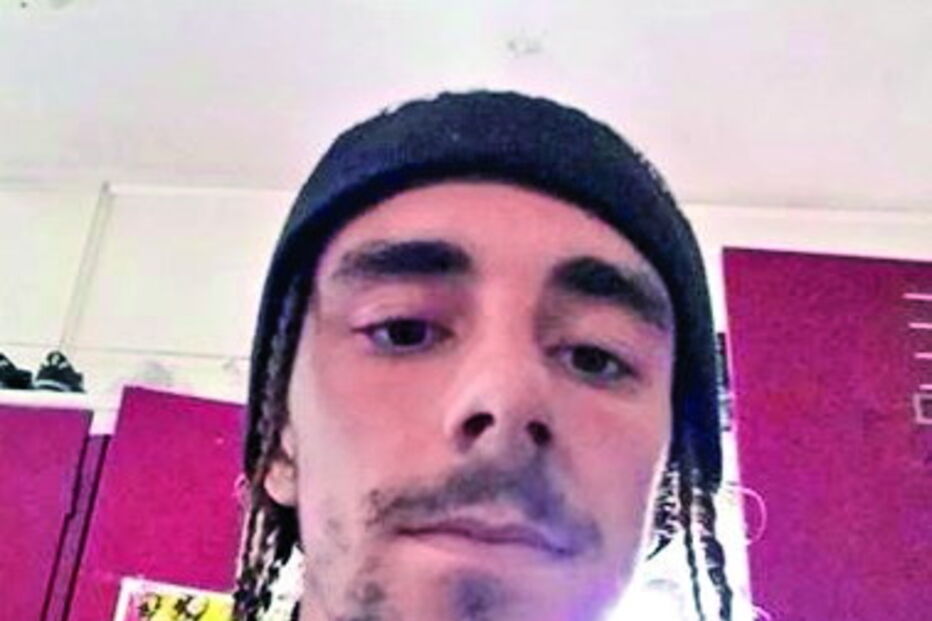 violador, viagra, prisão, tráfico, sinistro, Facebook, redes sociias, esteroides, estimulantes sexuais, Carregueira, Sintra, Miguel Ângelo Ferreira Vidal