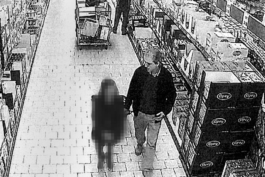 João Paulo Fernandes filmado com a filha no supermercado 30 minutos antes de ter sido raptado 
