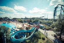 Thorpe Park, Surrey, Reino Unido, Daniel Bevis, The Sun, Colossus