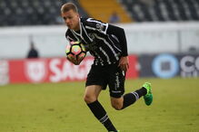 Alex Pinto assinou pelo Benfica