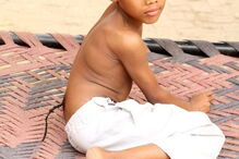 menino macaco, Índia, 