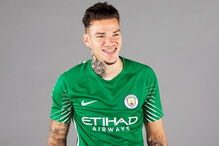 Ederson, guarda-redes, manchester city