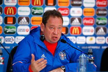 Leonid Slutsky, próximo treinador do Hull City