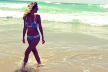 Marta Melro na praia 