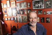 O ator e cantor Vítor Espadinha