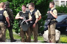 Polícia montou grande operação junto à estação de metro onde aconteceu o tiroteio