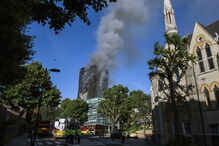 Edifício Grenfell, em Londres, ficou totalmente destruído