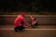 Mais de 100 bombeiros estão a combater as chamas