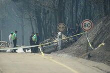 Muitos corpos foram encontrados dentro de carros. Vítimas tentavam fugir quando foram cercadas pelo fogo em Pedrógão Grande