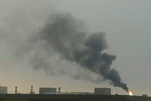  Nuvem de fumo na Petrogal em Matosinhos