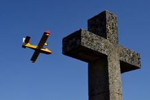 Marrocos envia avião para ajudar no combate aos incêndios