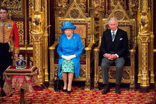 Discurso da Rainha Isabel II simboliza a abertura oficial do Parlamento